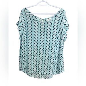 Stylus Light Weight Office Summer Top, Keyhole Back Closure w Fabric Button